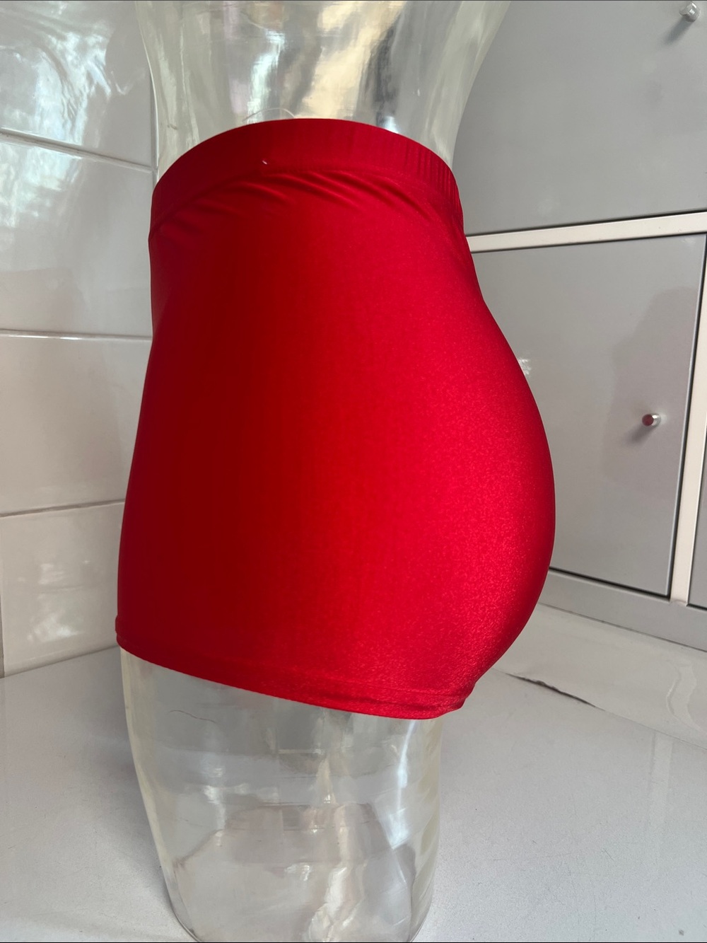 Vivid Red Shiny Spandex Cheeky Disco Hot Shorts S NWOT - Picture 5 of 9